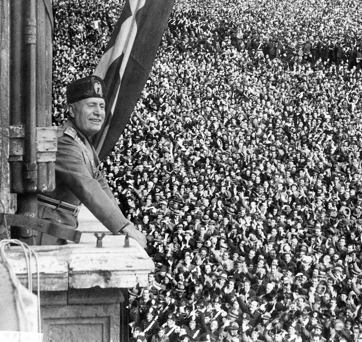 Расстрел в случае поражения, пропаганда фашизма, влияние Муссолини: Каким был САМЫЙ ГРУБЫЙ и ПОЛИТИЗИРОВАННЫЙ ЧМ-1934?