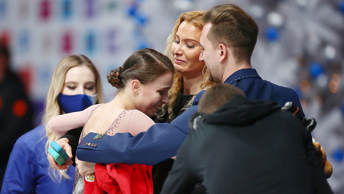 «Мы блатные»: как предолимпийский чемпионат России по фигурному катанию прошел под дудку Тутберидзе