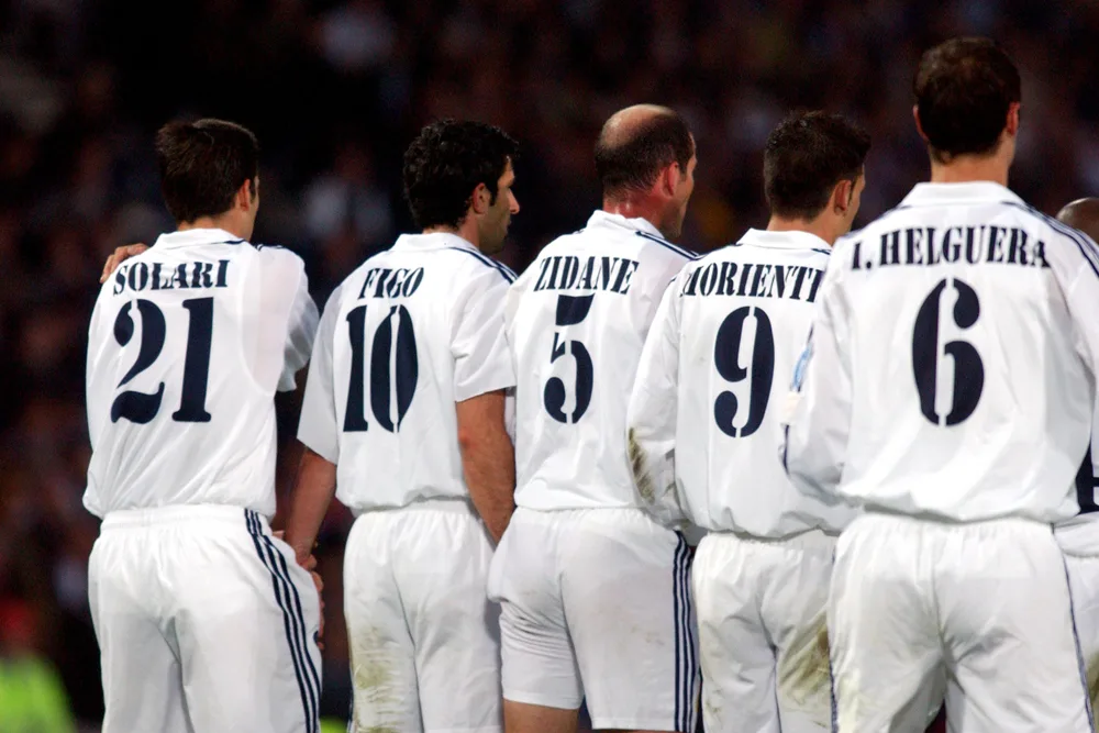 Финал Лиги Чемпионов 2001/2002 «Байер» 04 Леверкузен - «Реал» Мадрид