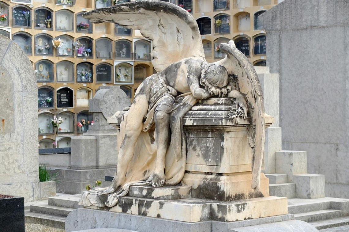 Cementiri de les Corts – кладбище, где погребены многие легенды «Барселоны»