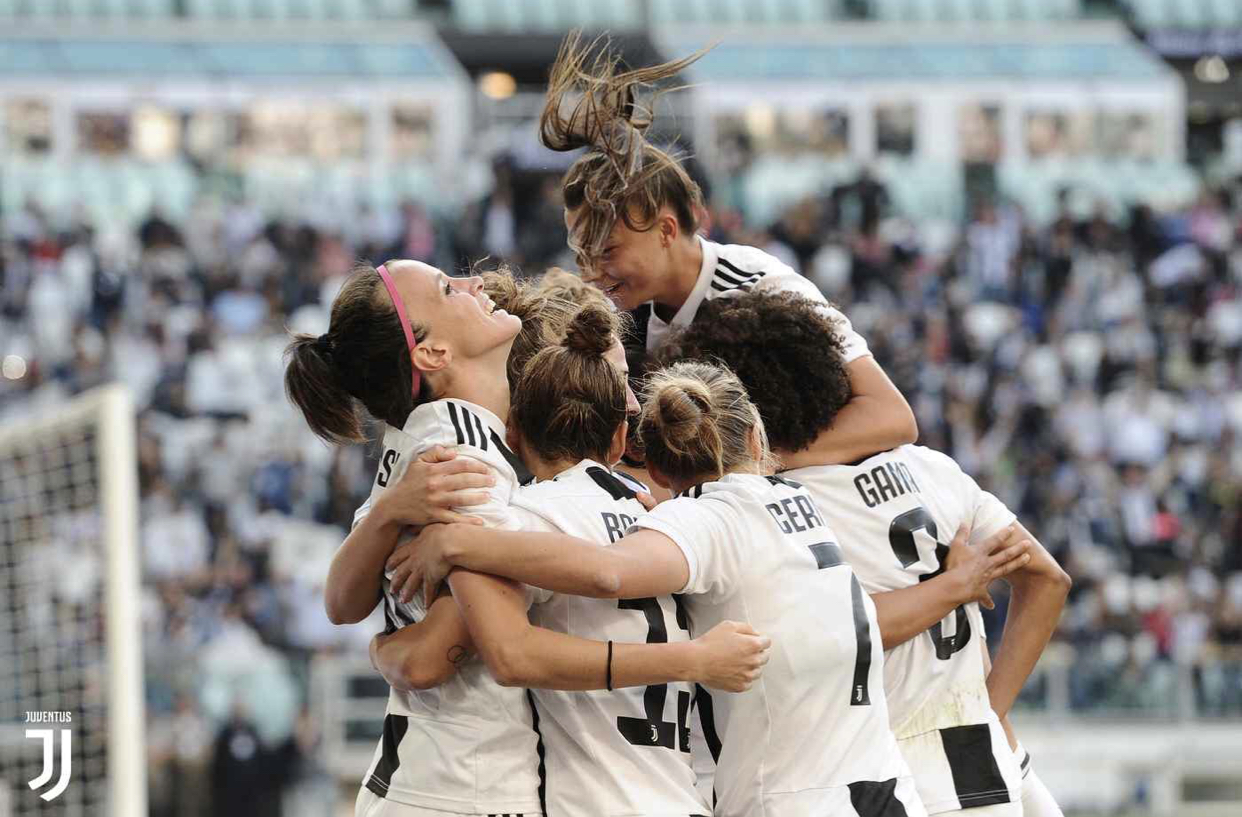 От трех девушек и шлепанцев, до пяти титулов подряд: как «Ювентус» изменил женский футбол в Италии