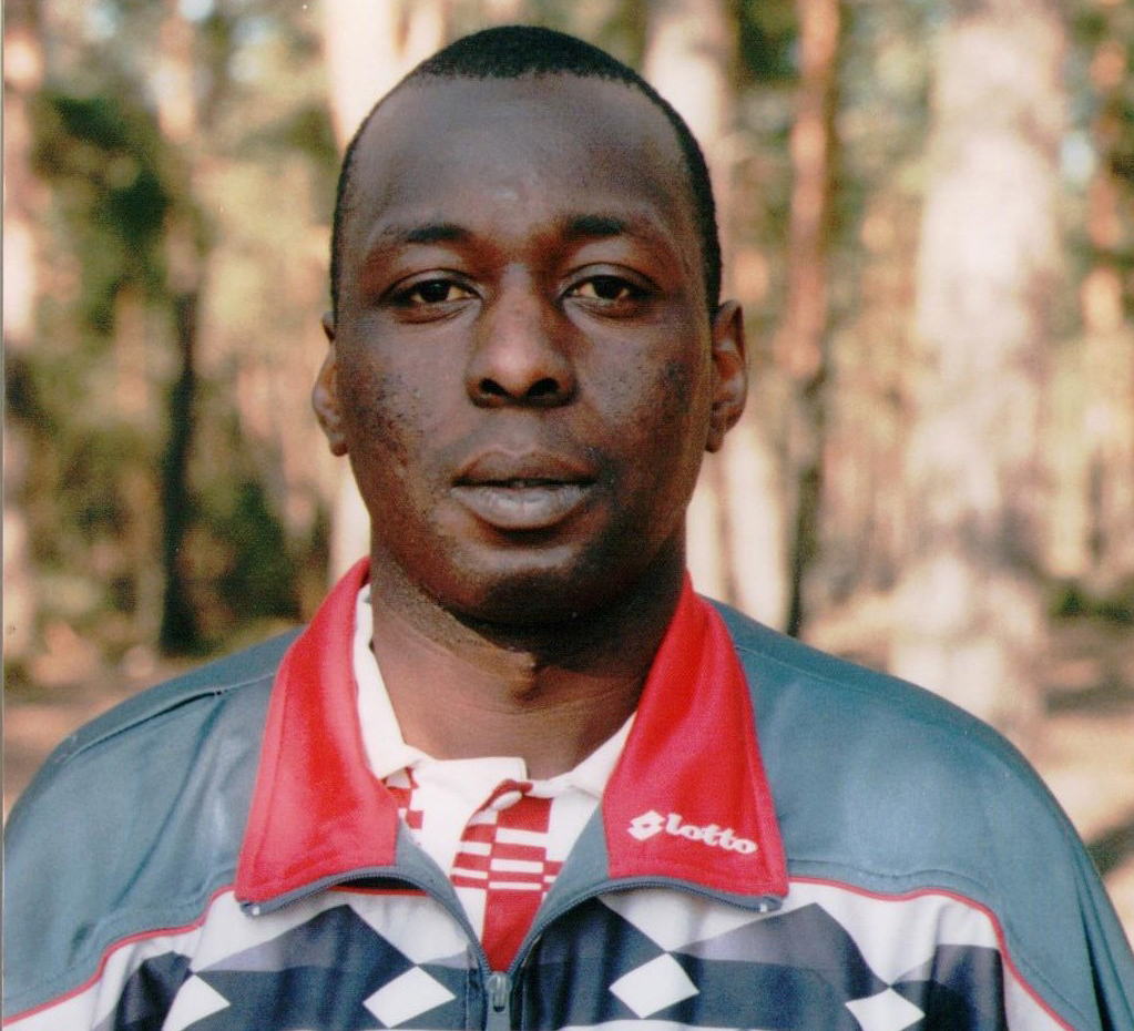 В 1996-м «Торпедо» мог подписать первых африканцев нашего футбола. Но они смогли только пополнить коллекцию шарфов