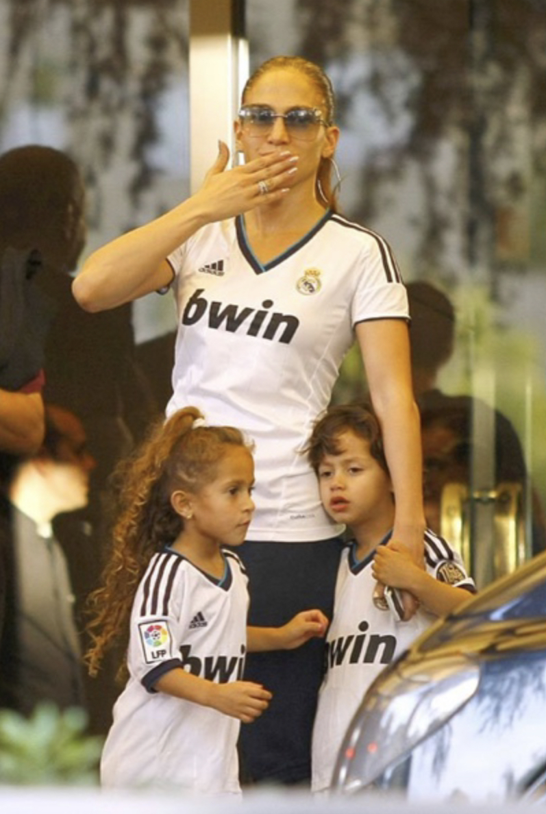 Дженнифер Лопес — главная болельщица мадридского «Реала»