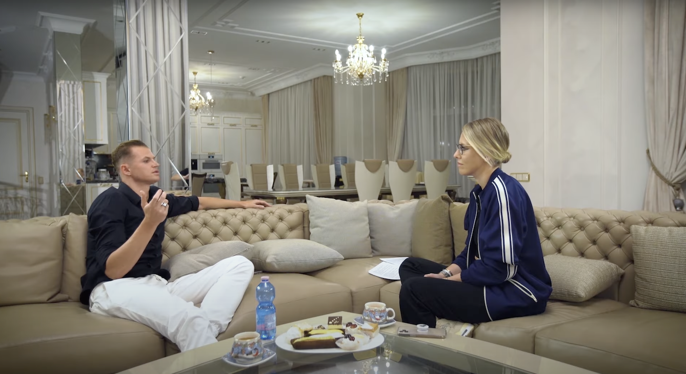 Разговор Собчак и Тарасова: пиковая зарплата в «Локо», майка с Путиным и медийный футбол