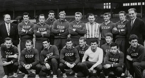 Российские клубы раз за разом проваливаются в ЛЧ. А как там себя чувствовали клубы советские?