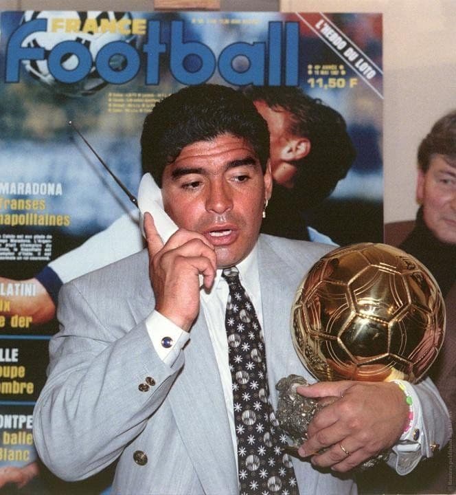 А вы знали, что у Марадоны есть «Золотой мяч»? Хотя до 1995-го награда вручалась только европейцам